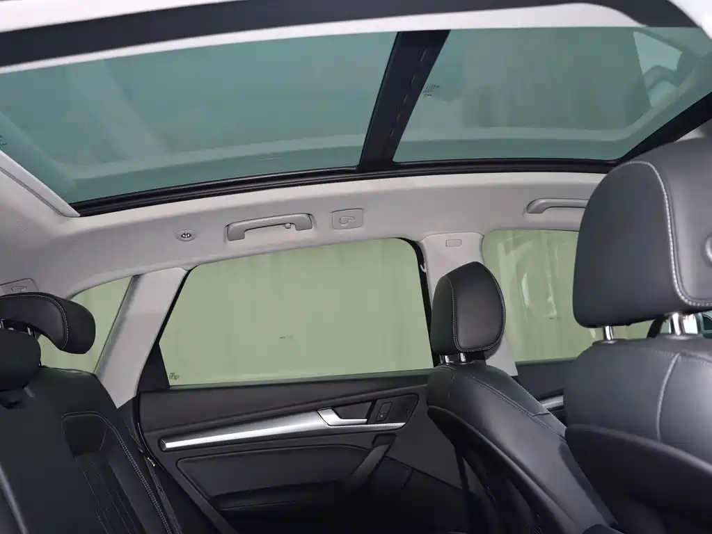 Audi Q5L — миниатюра 18