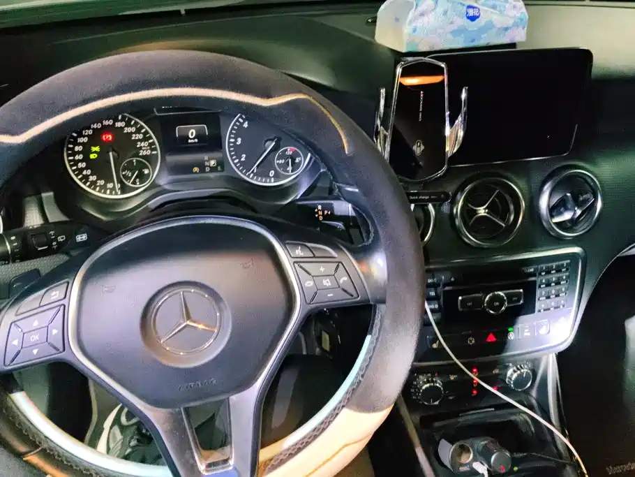 Mercedes-Benz A-Class (Import) — миниатюра 12