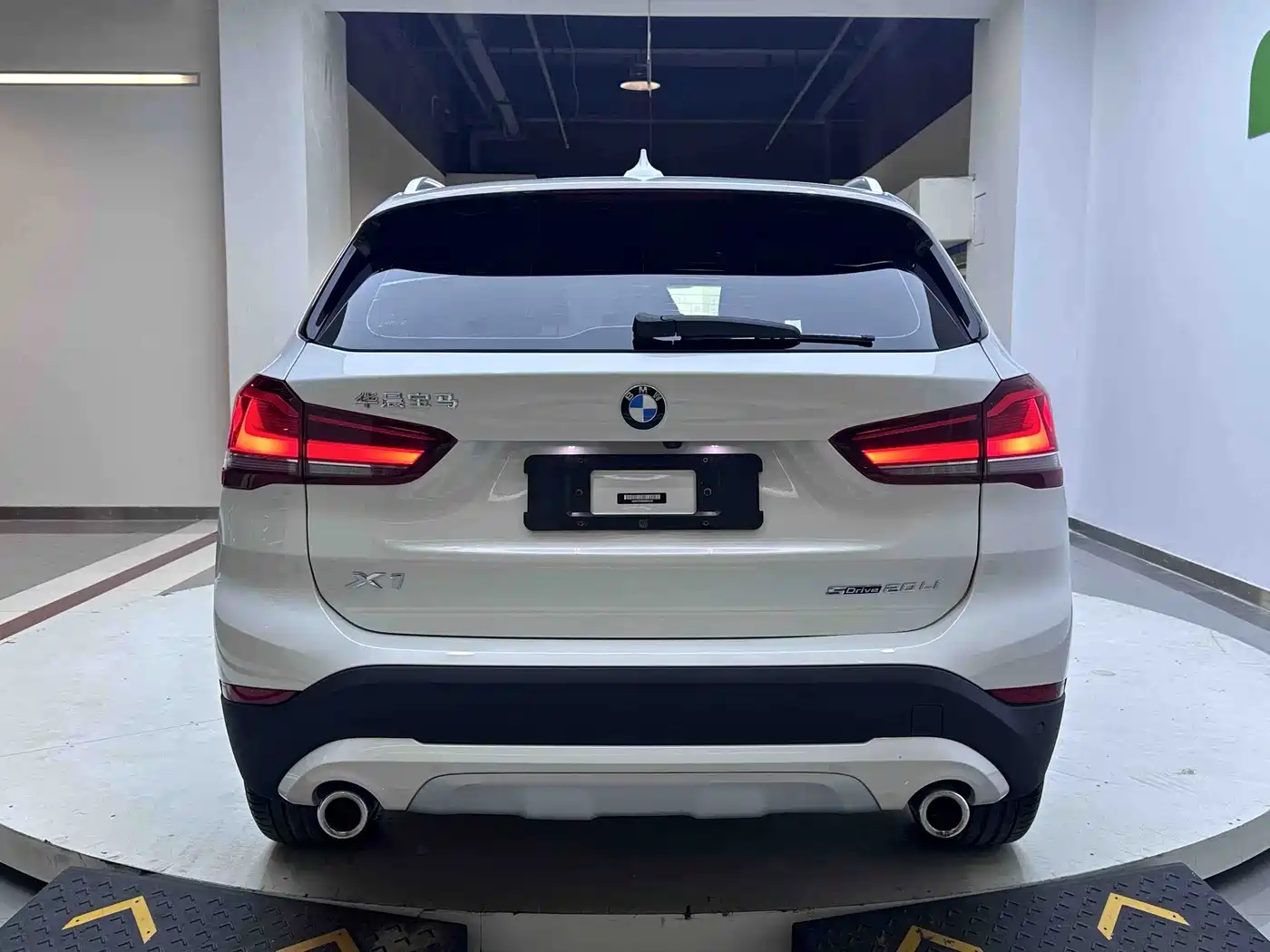 BMW X1 id 4669312 из Китая 7