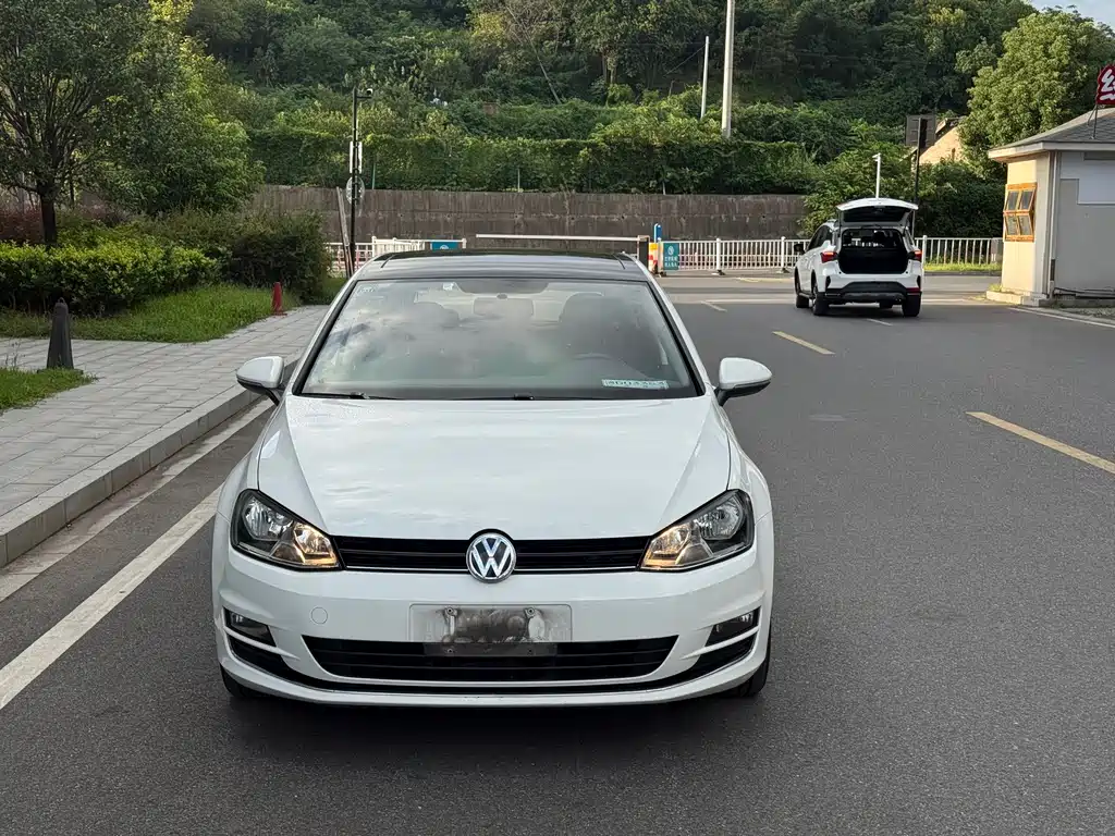 Volkswagen Golf — миниатюра 2