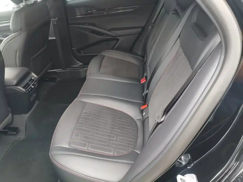 Ford Mondeo — миниатюра 17