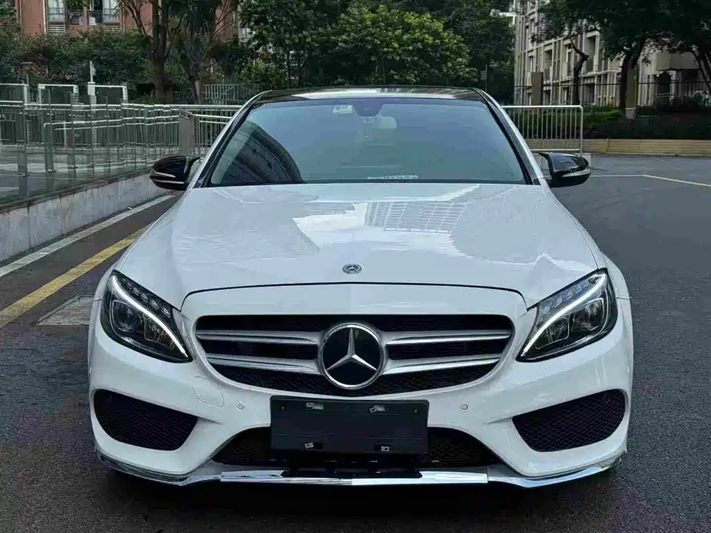 Mercedes-Benz C-Class — миниатюра 3