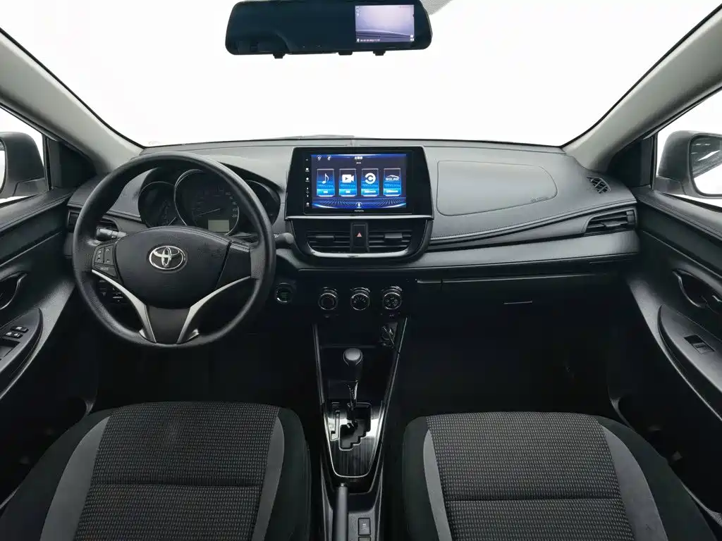 Toyota Vios — миниатюра 5