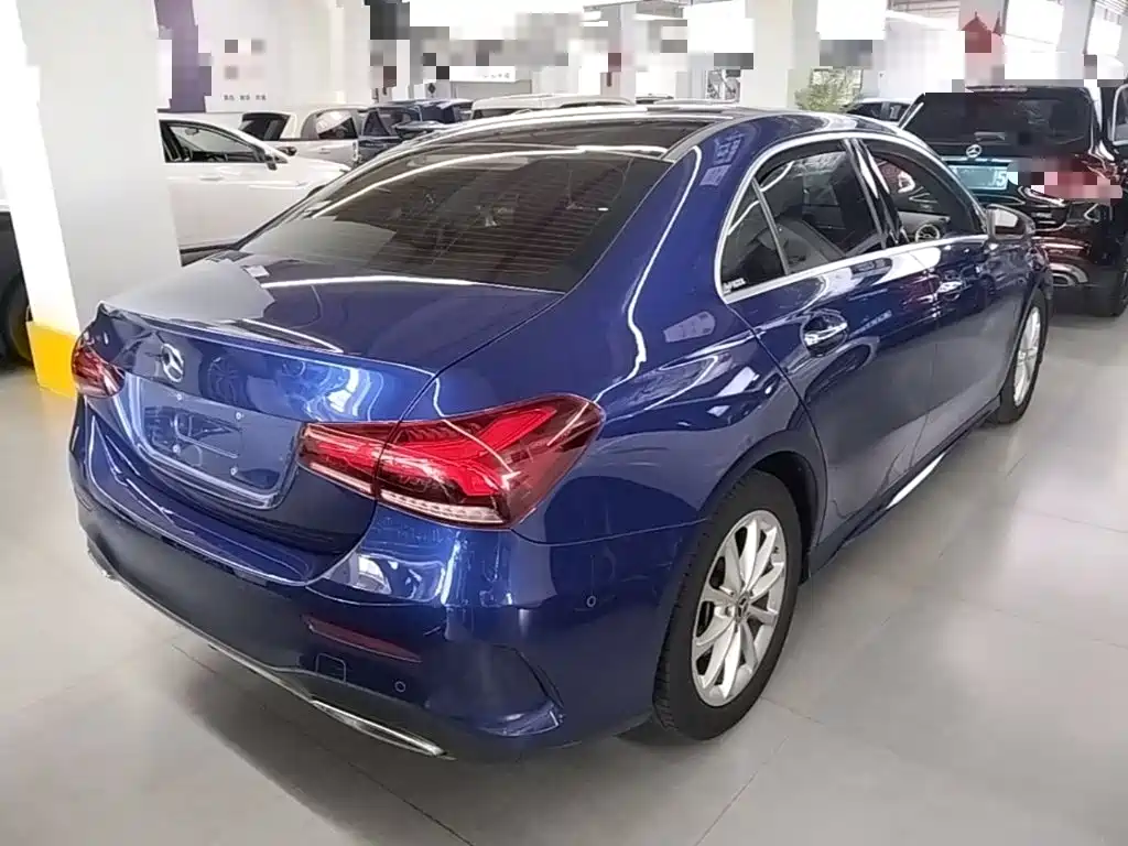 Mercedes-Benz A-Class — миниатюра 7