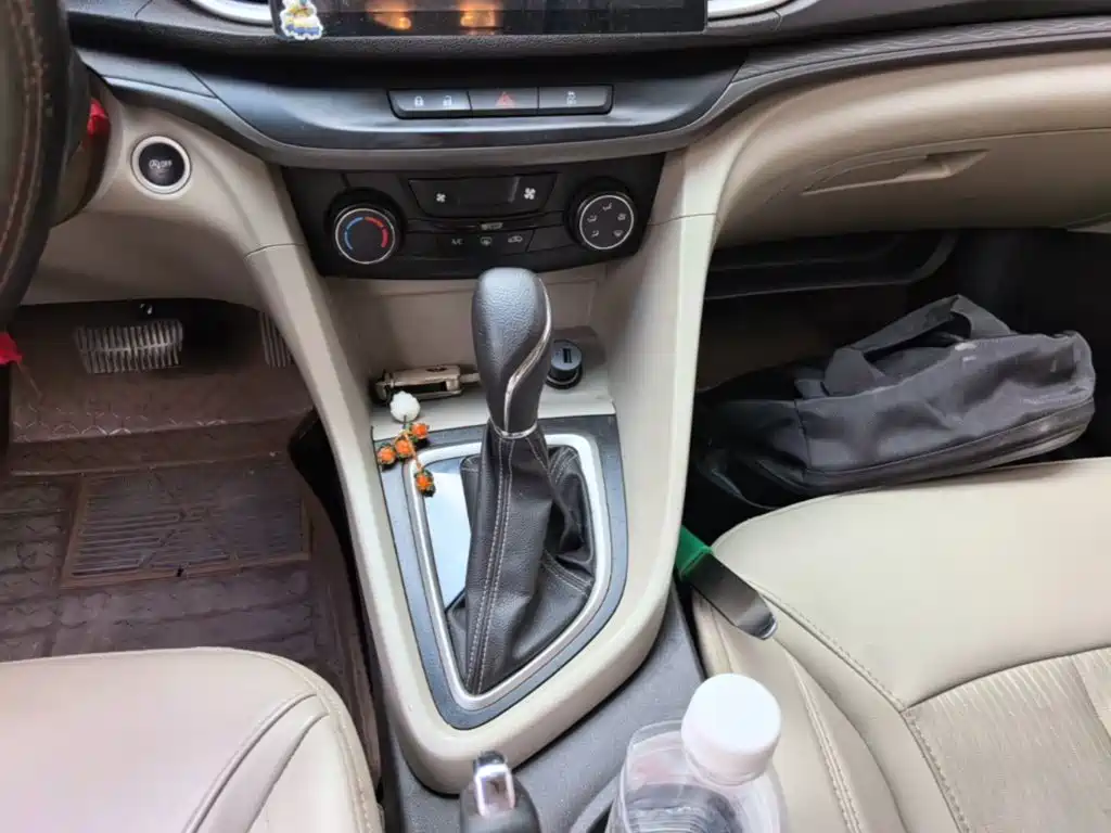 Buick Excelle — миниатюра 14