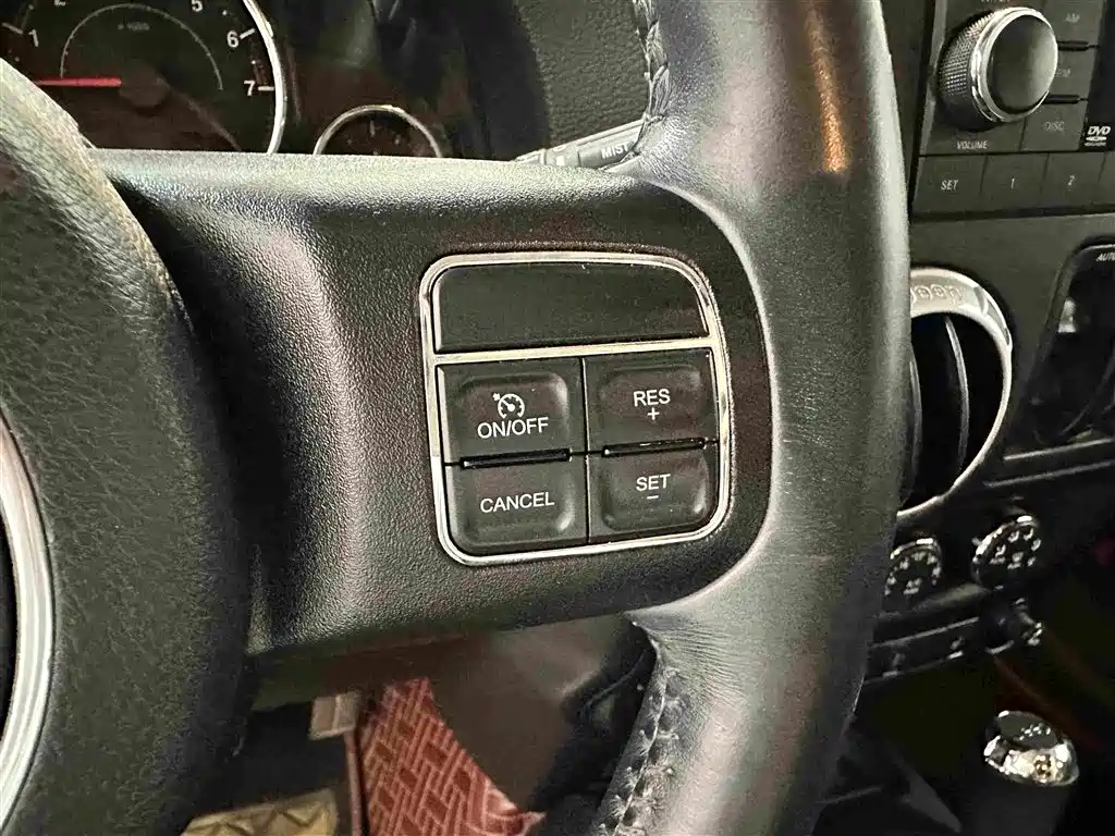 Jeep Wrangler — миниатюра 10