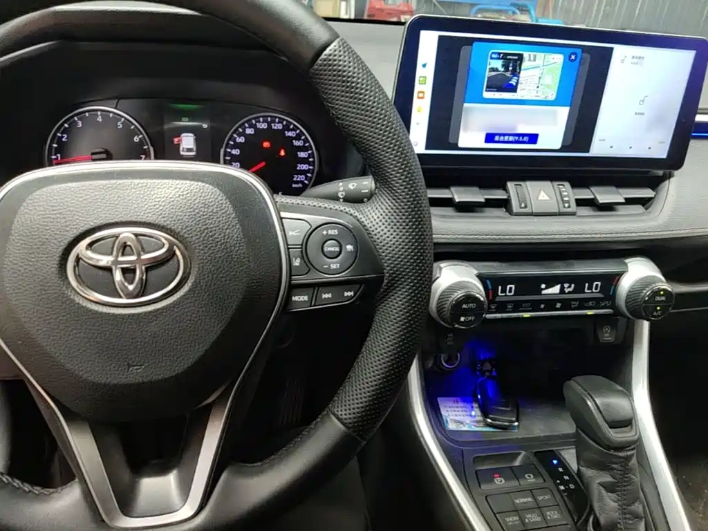Toyota Wildlander — миниатюра 10
