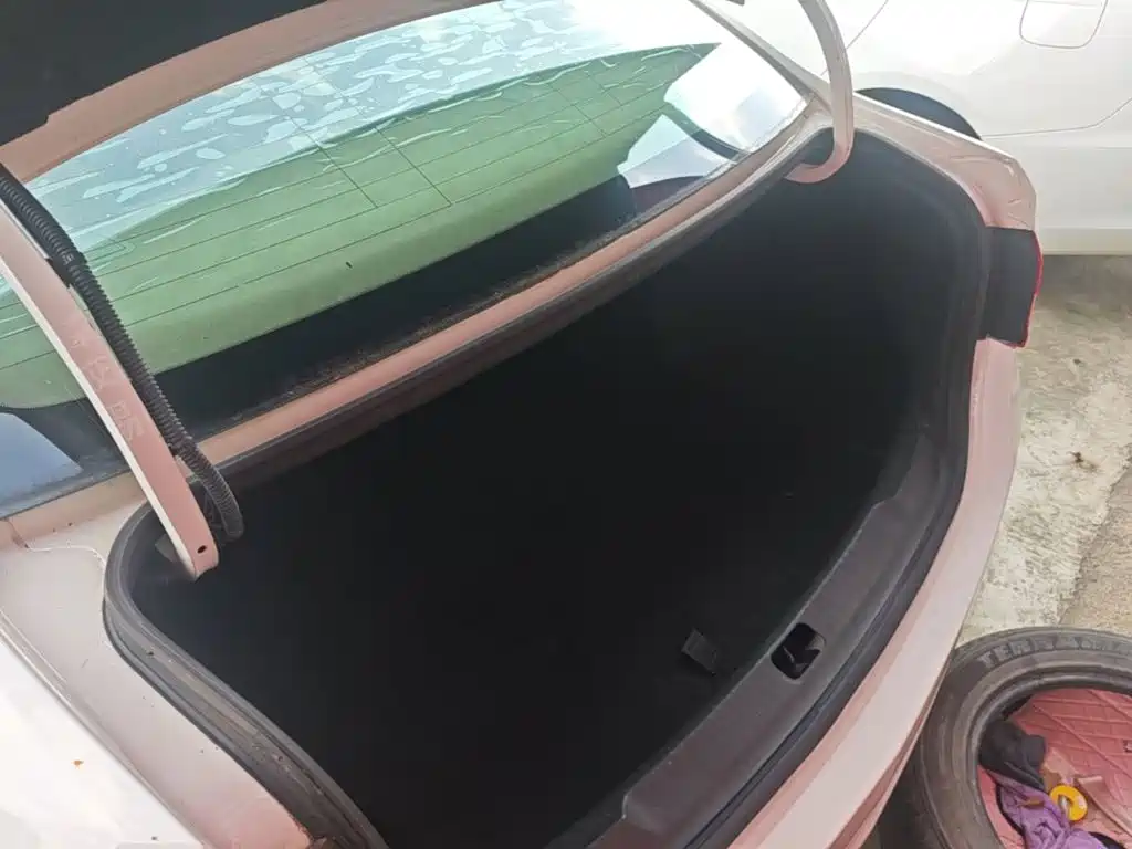 Buick Excelle — миниатюра 19