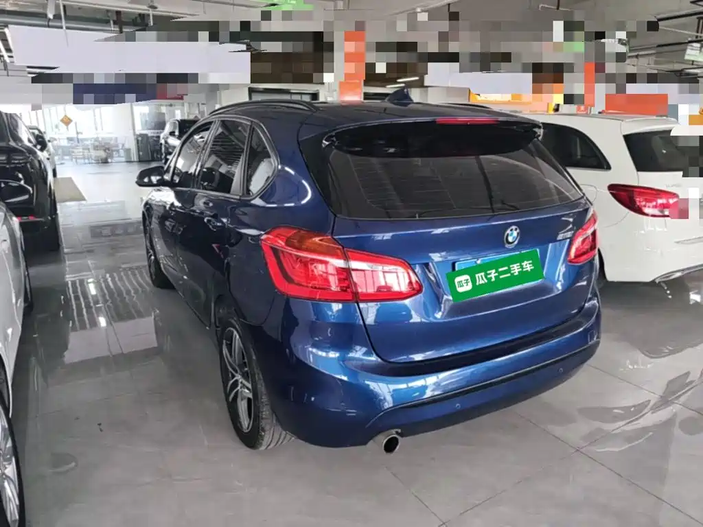 BMW 2 Series Active Tourer — миниатюра 5
