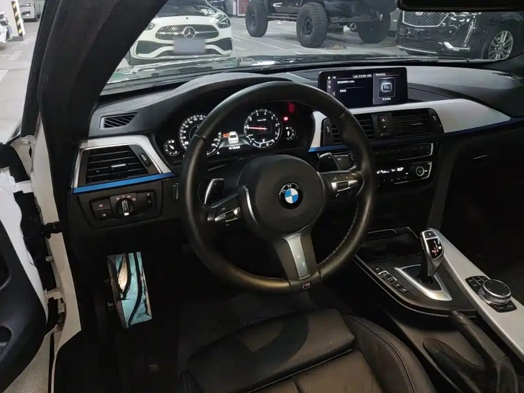 BMW 4 Series — миниатюра 11