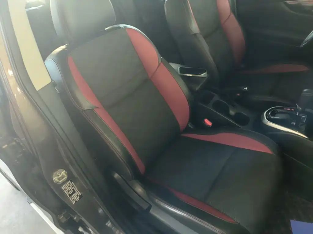 Nissan Qashqai — миниатюра 25