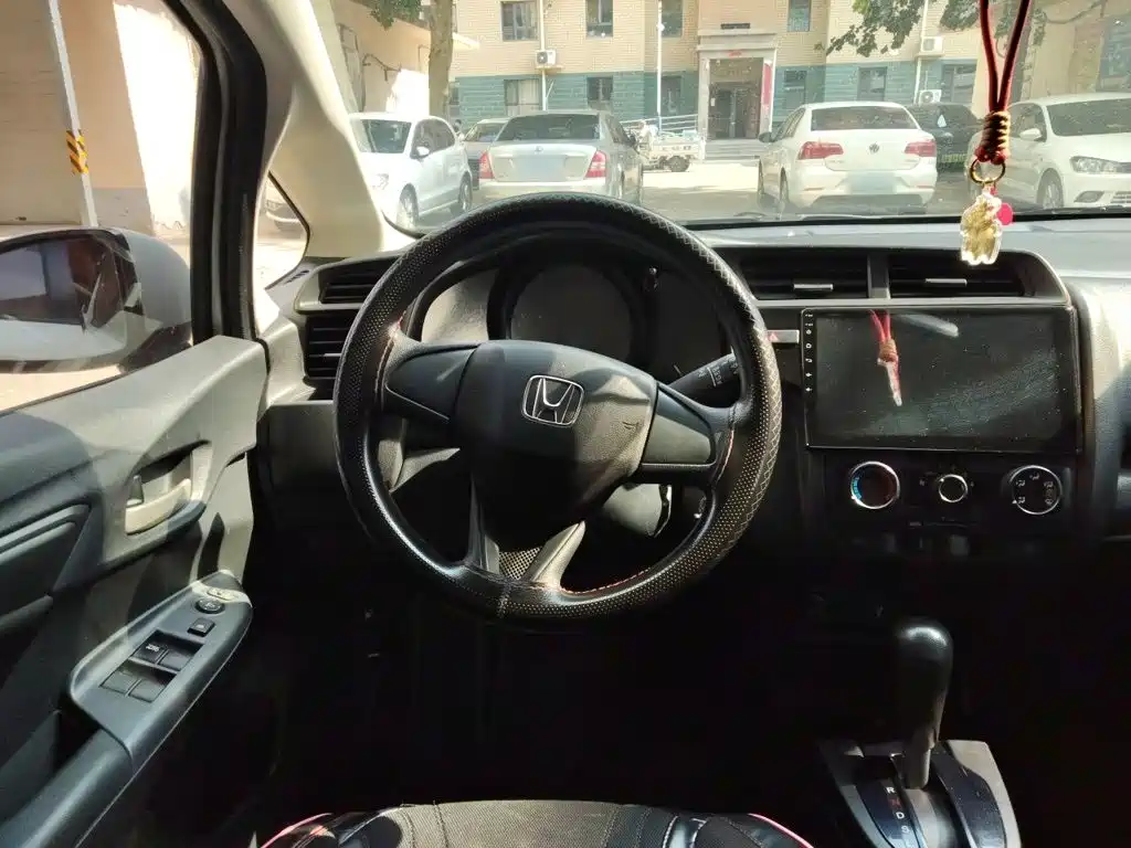 Honda Fit — миниатюра 3