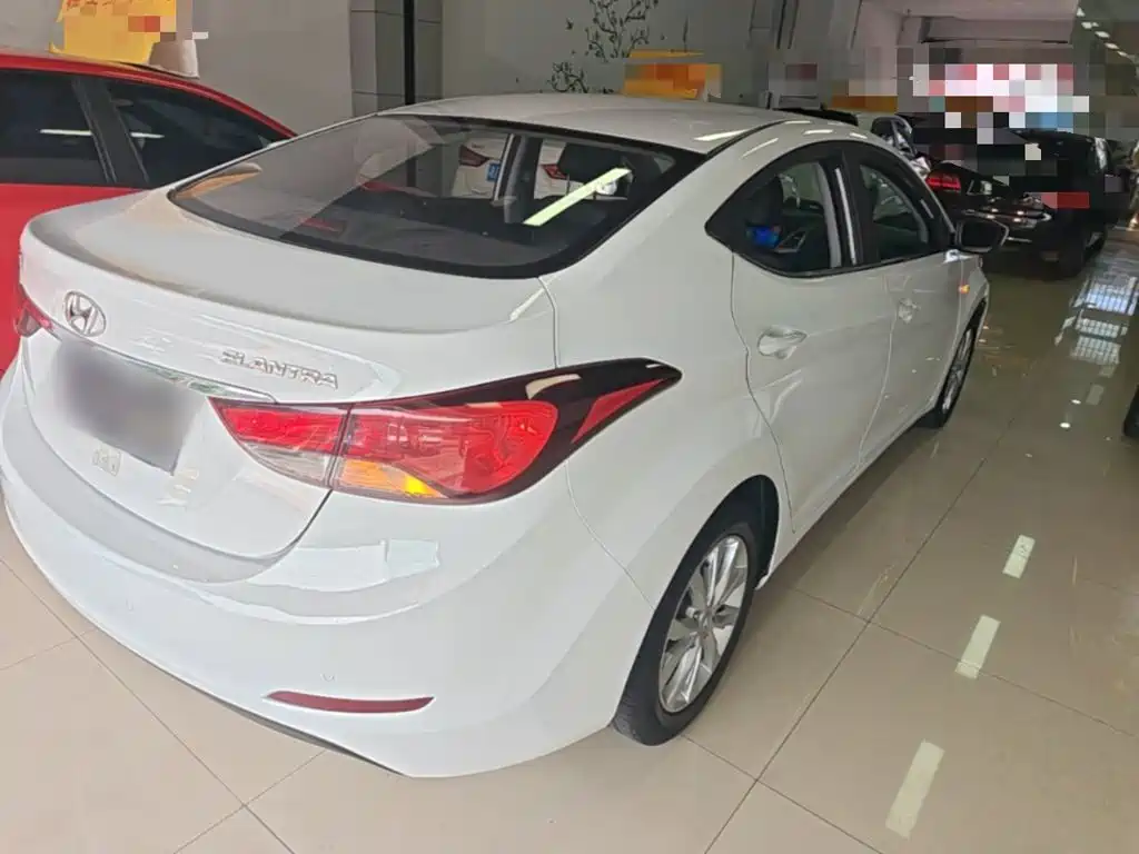 Hyundai Elantra Langdong — миниатюра 7