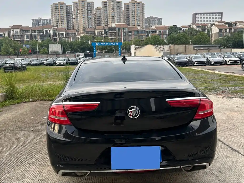 Buick LaCrosse — миниатюра 8