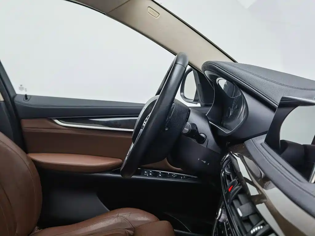 BMW X6 — миниатюра 22