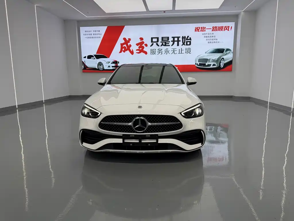 Mercedes-Benz C-Class — миниатюра 2