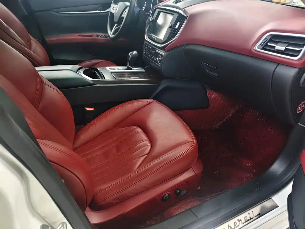 Maserati Ghibli — миниатюра 13