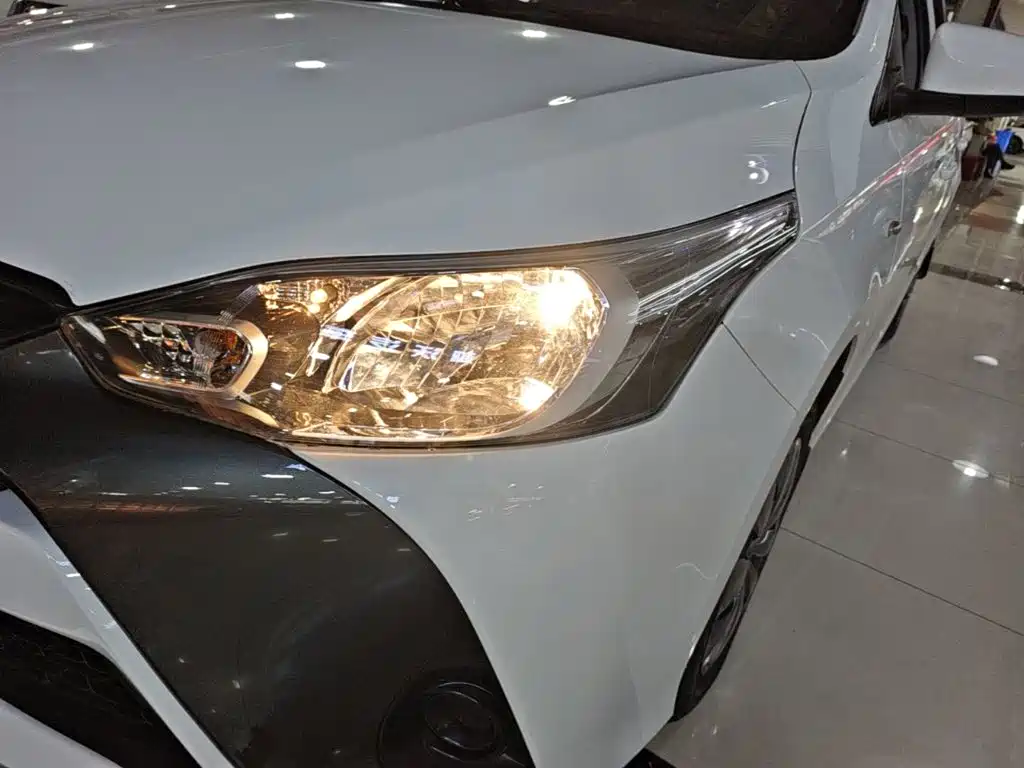 Toyota Yaris L — миниатюра 24