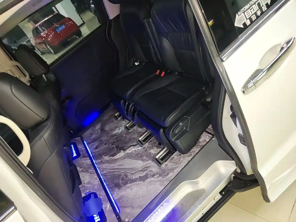 Honda Odyssey — миниатюра 17