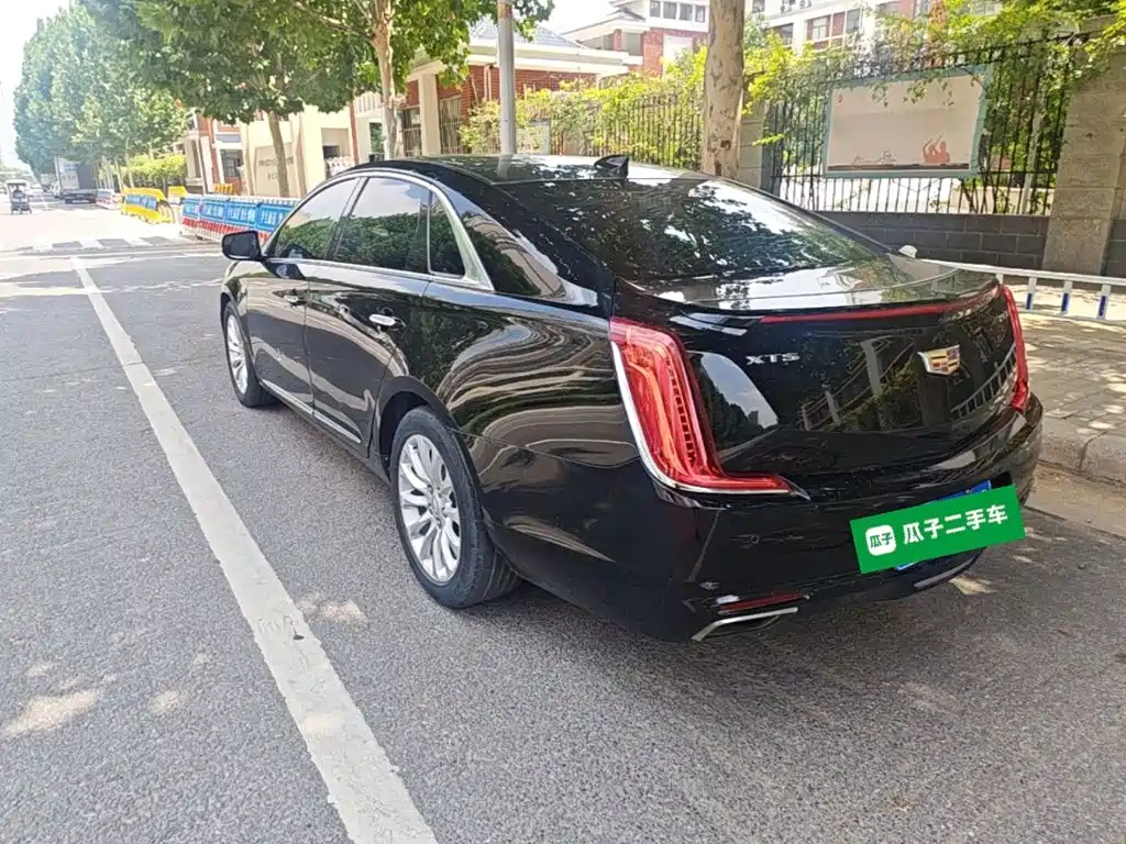 Cadillac XTS — миниатюра 5