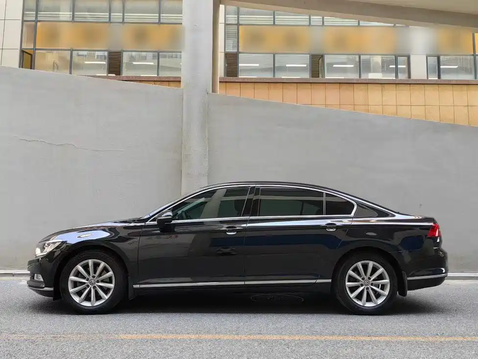 Volkswagen Magotan — миниатюра 9