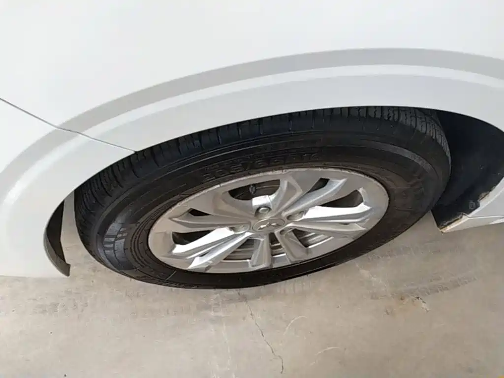 Wuling Jiachen — миниатюра 23
