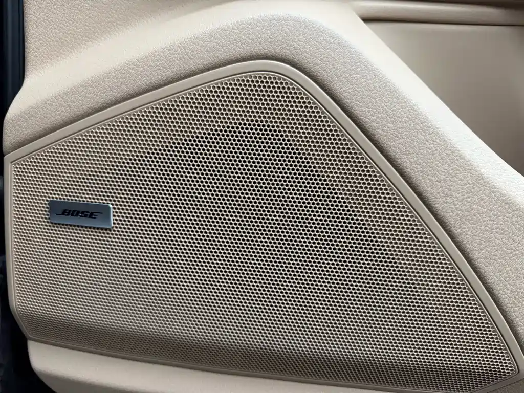 Porsche Cayenne — миниатюра 30