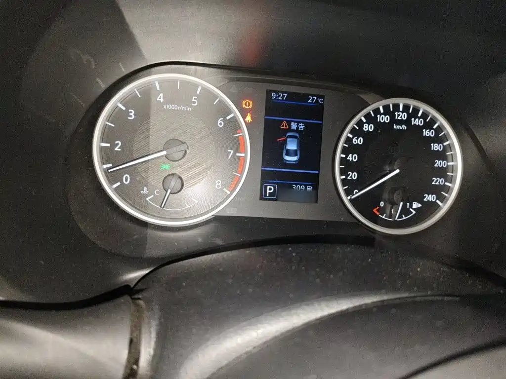 Nissan Sylphy — миниатюра 4