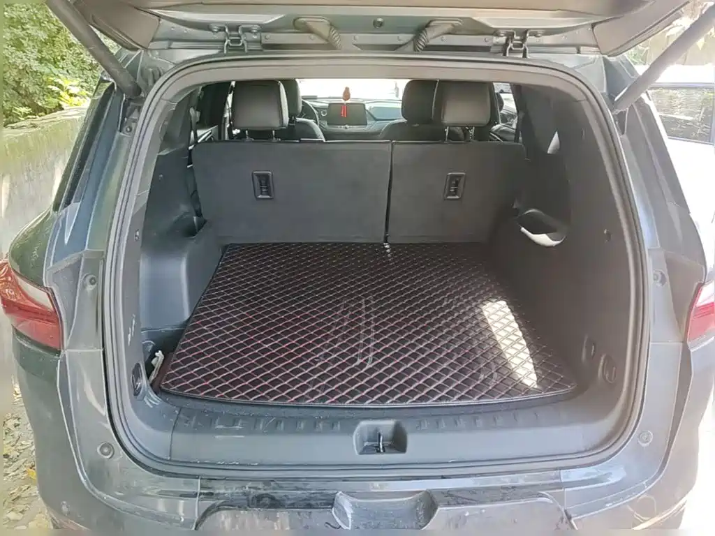 Chevrolet Blazer — миниатюра 24