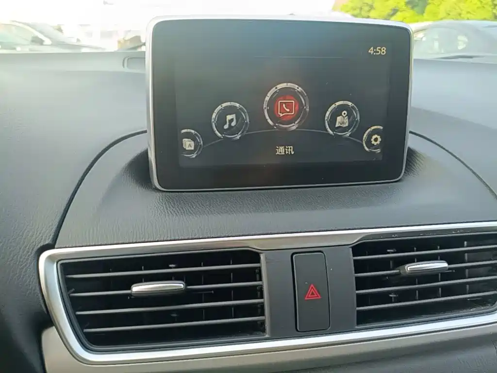 Mazda 3 Axela — миниатюра 13
