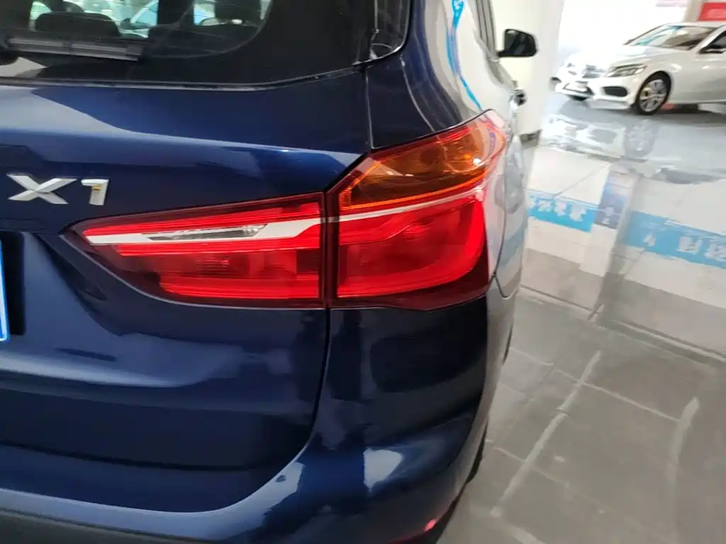 BMW X1 — миниатюра 8