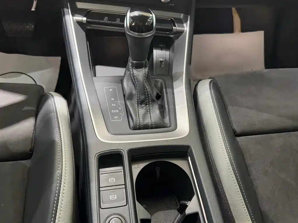 Audi Q3 — миниатюра 11