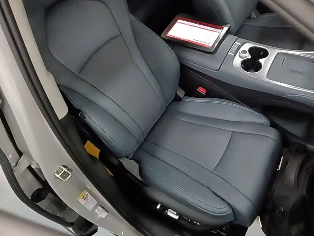 BYD Морской лев 07 DM-i — миниатюра 25