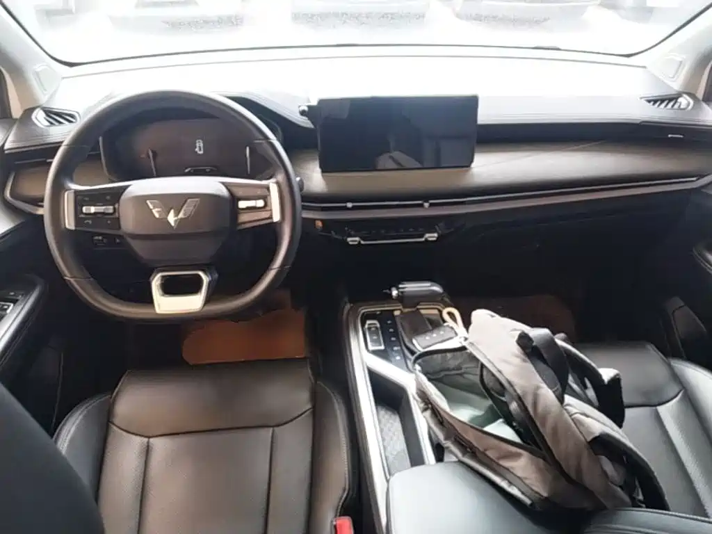 Wuling Jiachen — миниатюра 10