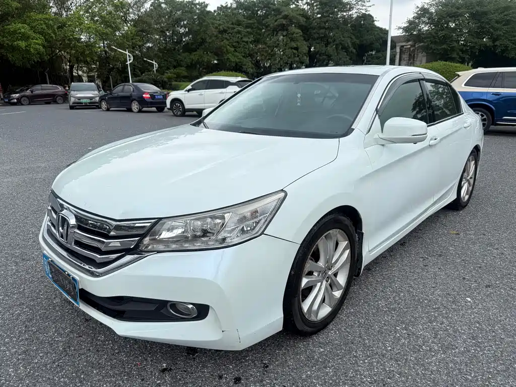 Купить Honda Accord