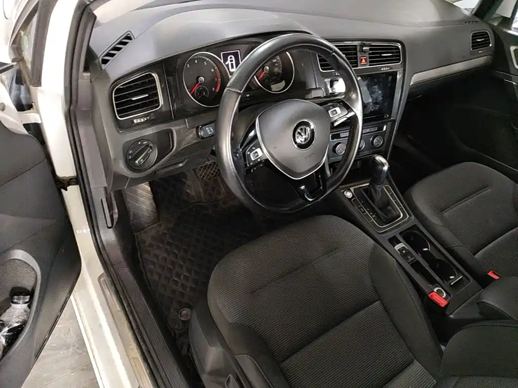 Volkswagen Golf — миниатюра 16