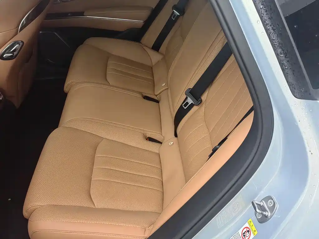 BYD Han L 2025 EV Flagship
