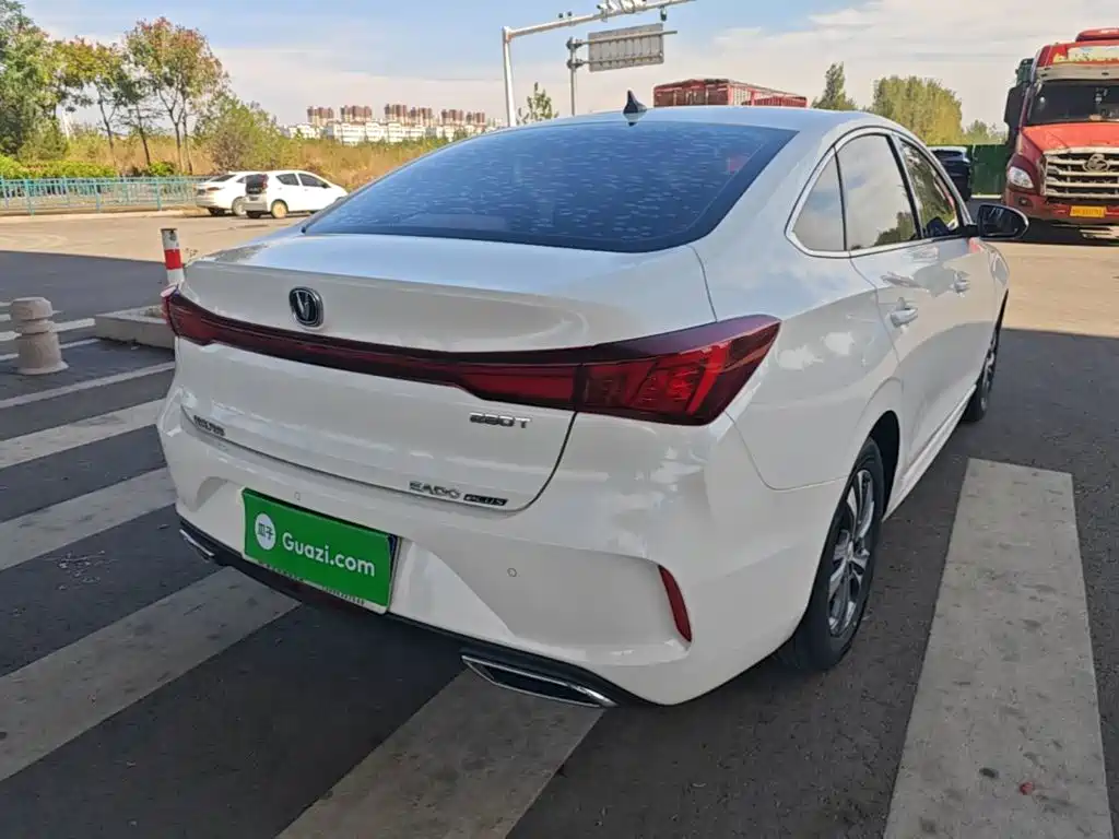 Changan Eado — миниатюра 7