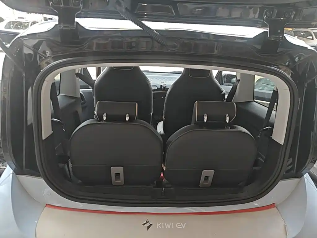 Baojun KiWi EV — миниатюра 19