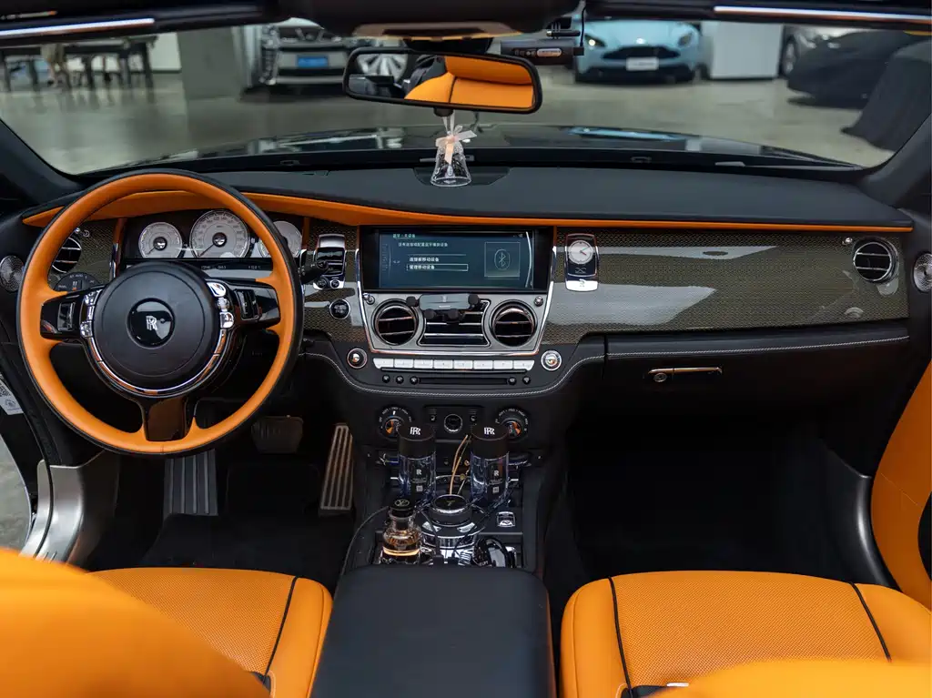 Rolls-Royce Dawn — миниатюра 7