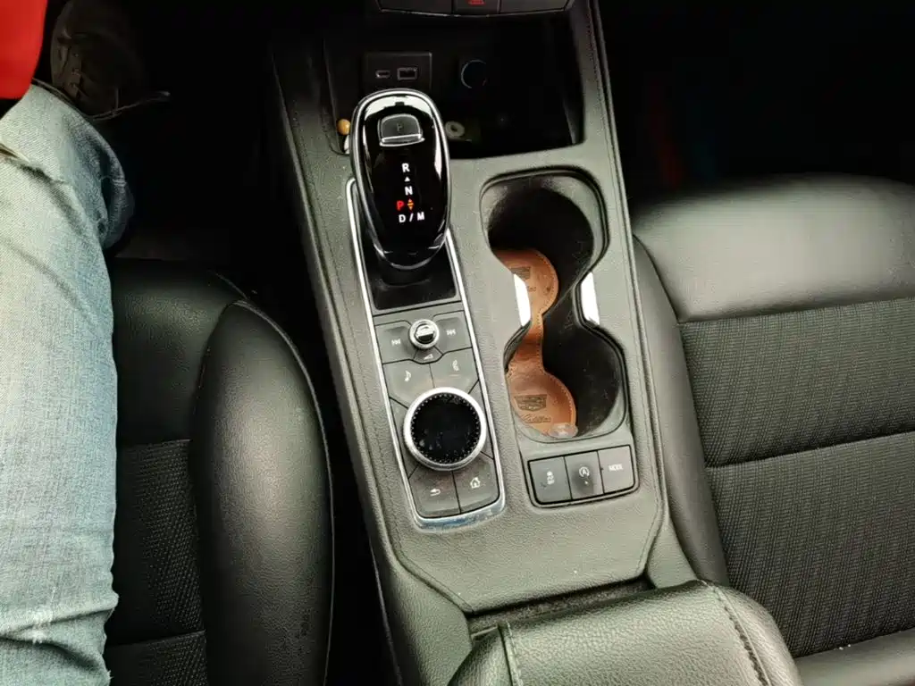 Cadillac XT4 — миниатюра 14