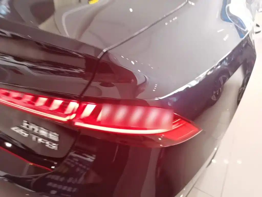 Audi A7L — миниатюра 8