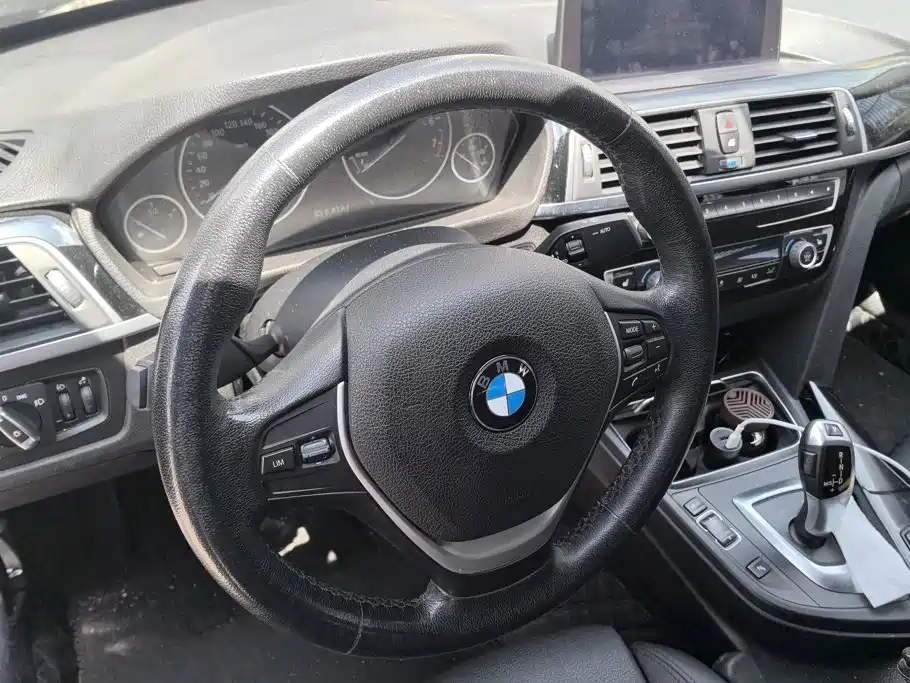 BMW 3 Series GT — миниатюра 15