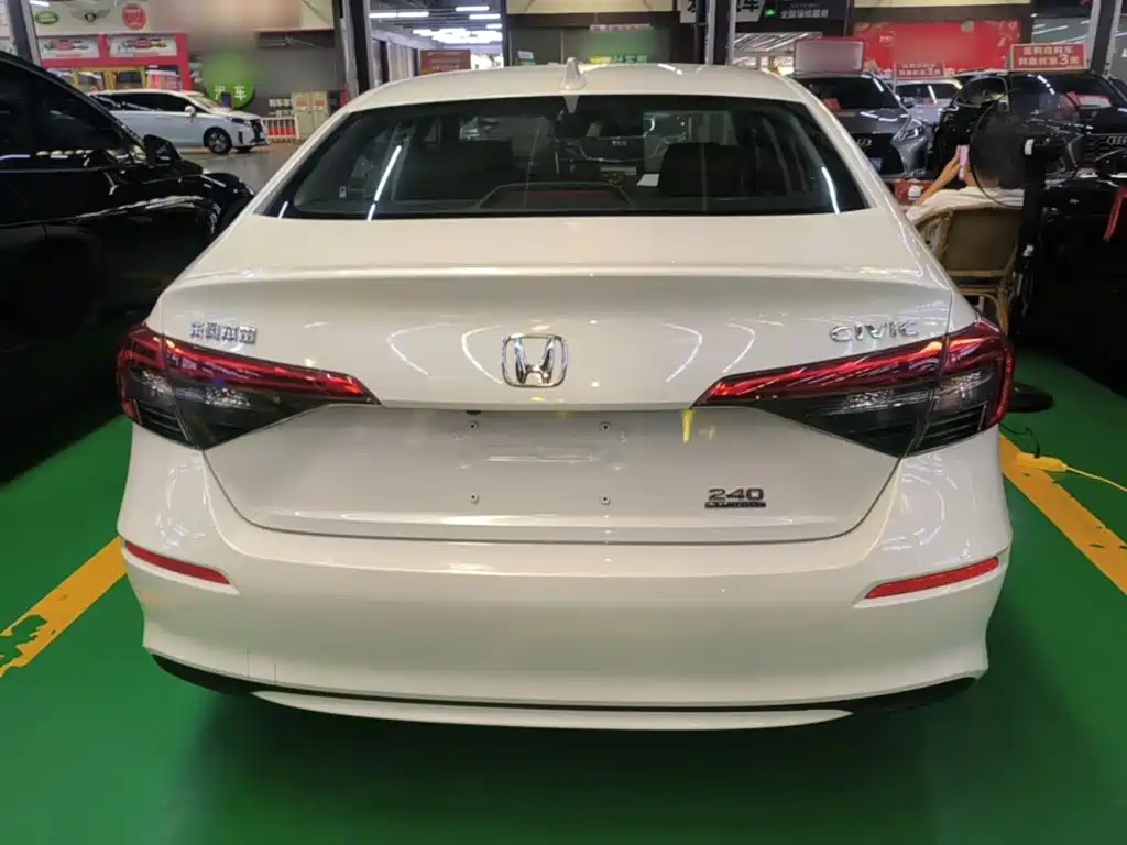 Honda Civic — миниатюра 6