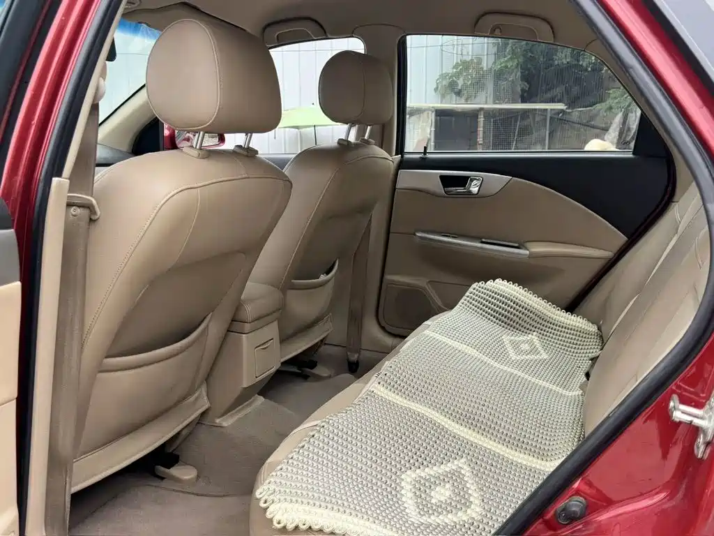 Buick Excelle — миниатюра 5