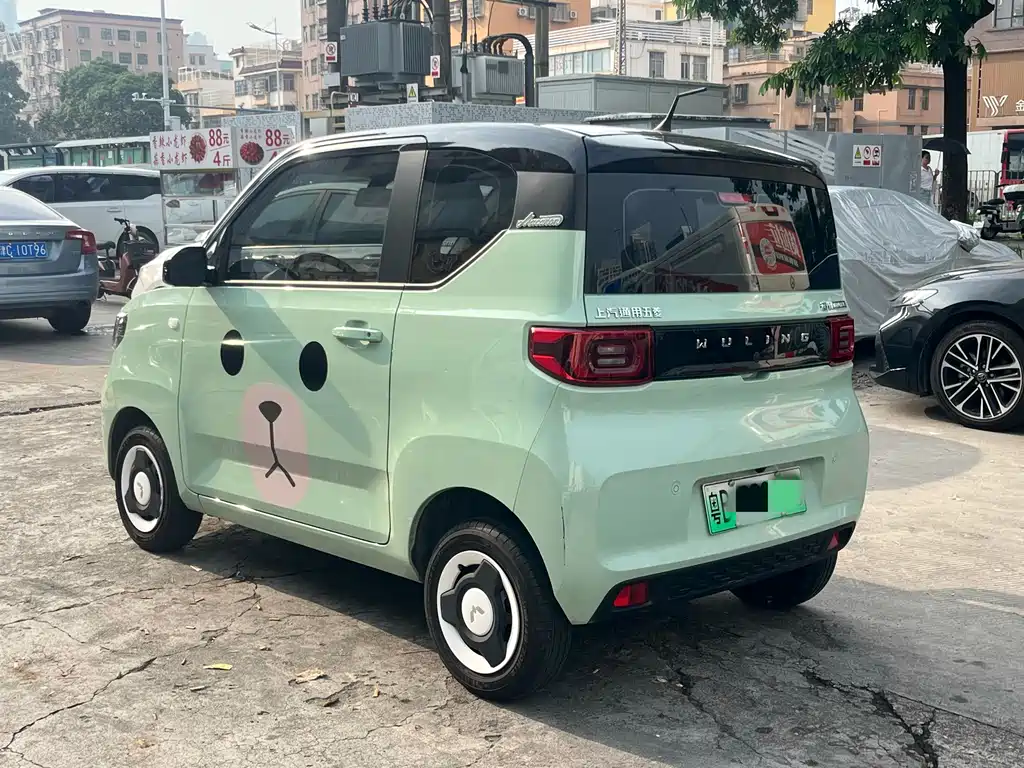 Wuling MINIEV — миниатюра 4
