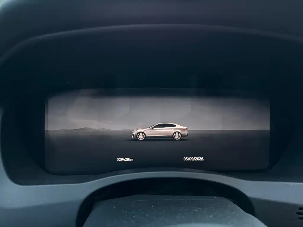 Jaguar XEL — миниатюра 10