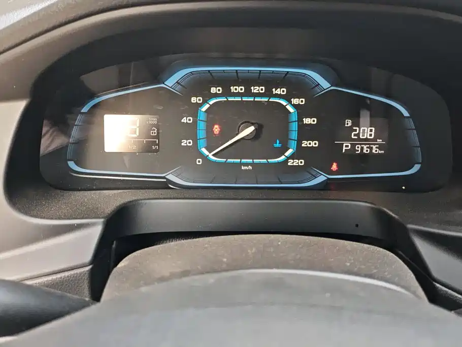 Roewe 360 — миниатюра 14