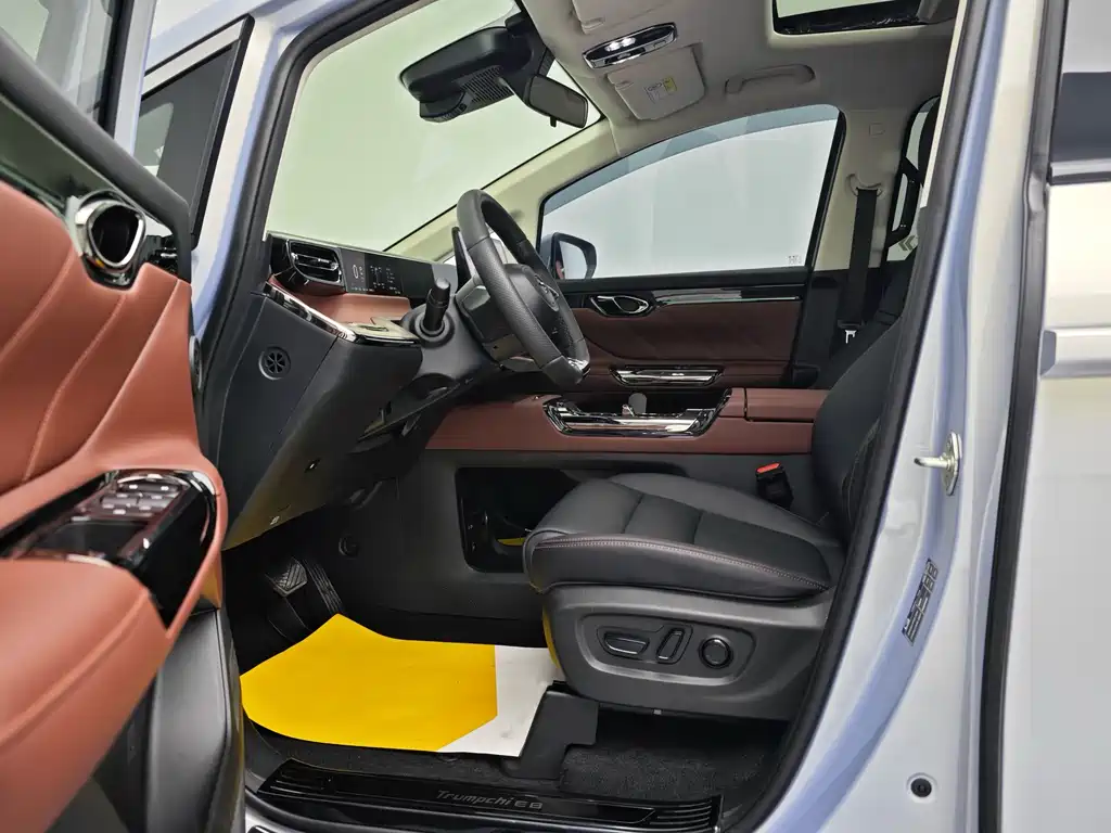 GAC TRUMPCHI E8 NEW ENERGY