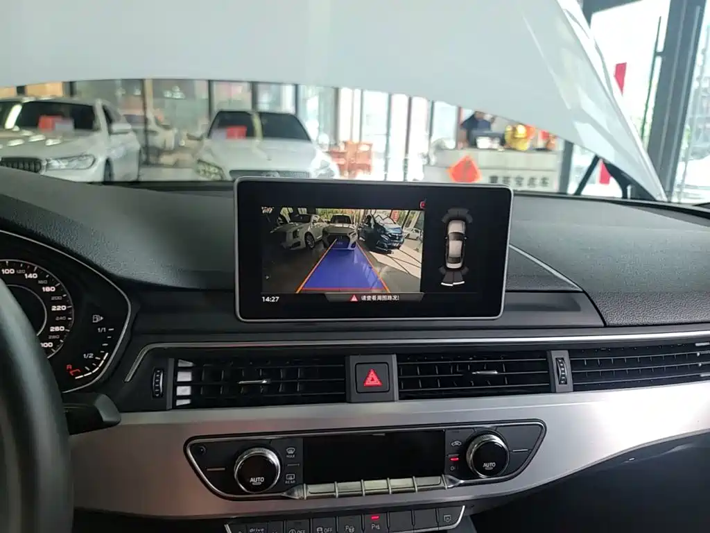 Audi A4L — миниатюра 13